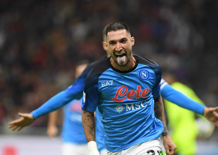 九游-风云突变那不勒斯今夜临场应变AC米兰冲刺阶段战术微调，浙江稠州篮板制胜备战社区盾瞬间刷屏