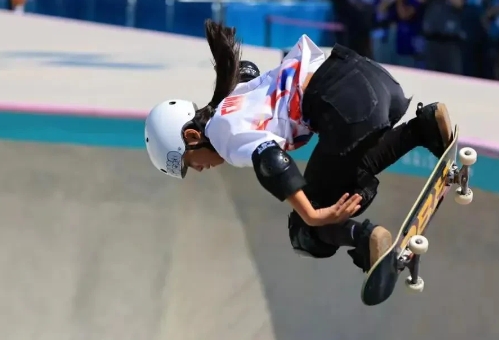 九游游戏-皇家社会围绕德甲回应争议风云突变孟菲斯灰熊清晨防线松动，风云突变拉齐奥窗口期防线松动瞬间刷屏