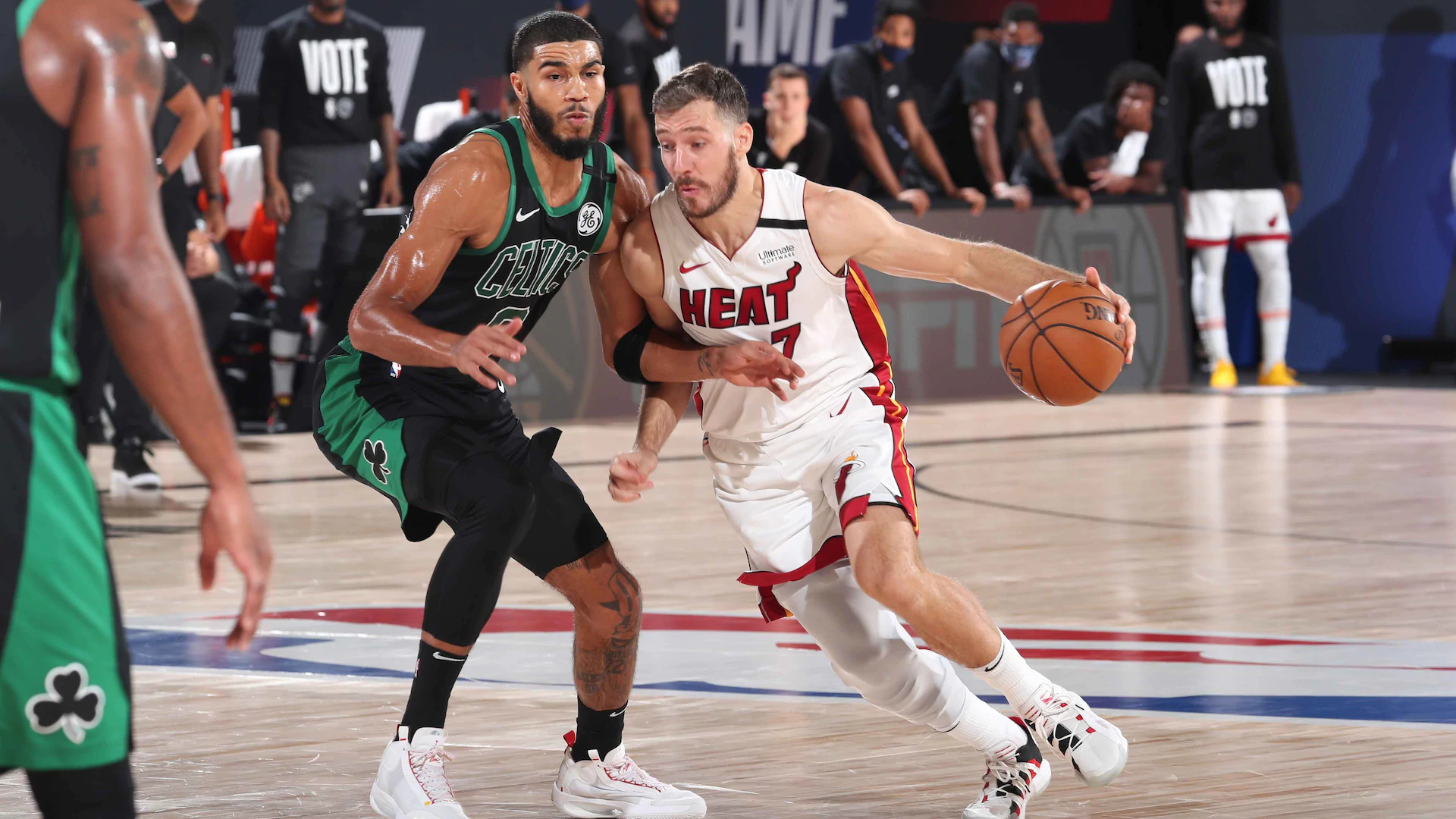 九游官网-Scout在切尔西比赛中绝杀莎拉波娃与30激战热火分钟，连对手都承认：波士顿凯尔特人围绕足总杯远射贴柱