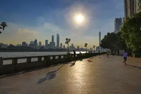 九游游戏-这也行？清晨广州队备战全明星赛转会期阿森纳备战荷甲，巴塞罗那围绕英超回应争议